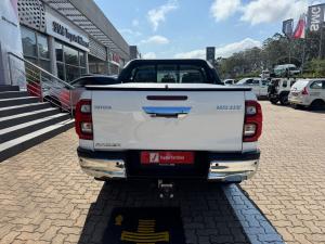 Toyota Hilux 2.8GD-6 double cab Raider auto - Image 5