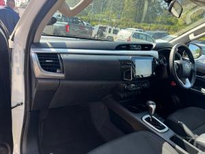 Toyota Hilux 2.8GD-6 double cab Raider auto - Image 7