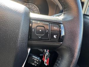 Toyota Hilux 2.8GD-6 double cab Raider auto - Image 10