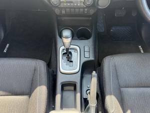 Toyota Hilux 2.8GD-6 double cab Raider auto - Image 12