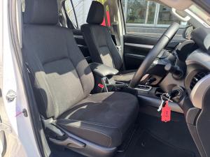 Toyota Hilux 2.8GD-6 double cab Raider auto - Image 16