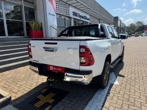 Toyota Hilux 2.8GD-6 double cab Raider auto - Image 2