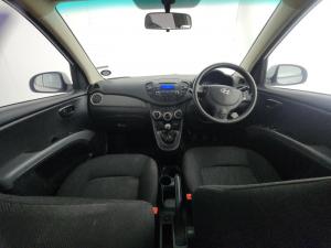 Hyundai i10 1.1 GLS/MOTION - Image 9