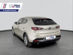 Mazda MAZDA3 1.5 Dynamic automatic 5-Door - Image 3