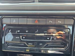 Volkswagen T-Roc 2.0TSI 4Motion R-Line - Image 23
