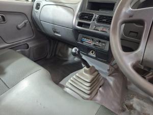 Nissan NP300 Hardbody 2 - Image 11