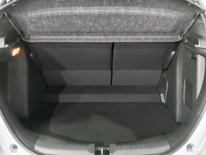 Honda Fit 1.5 Hybrid e.HEV - Image 12