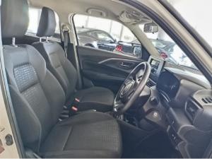 Suzuki Swift 1.2 GL - Image 10