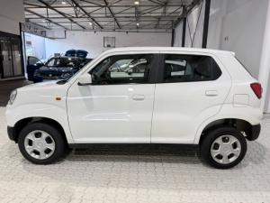 Suzuki S-Presso 1.0 GL manual - Image 2