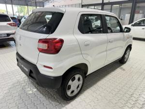 Suzuki S-Presso 1.0 GL manual - Image 3