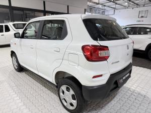 Suzuki S-Presso 1.0 GL manual - Image 9