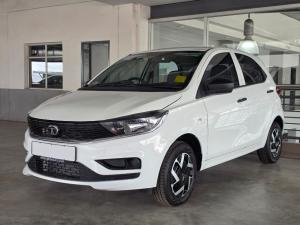 Tata Tiago 1.2 XT manual - Image 3