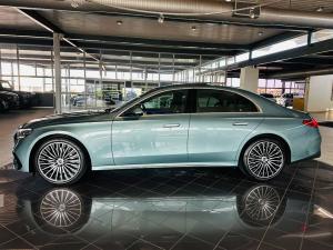 Mercedes-Benz E-Class E220d Avantgarde - Image 13