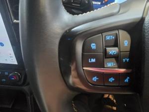 Ford Everest 3.0TD V6 4WD Platinum - Image 17