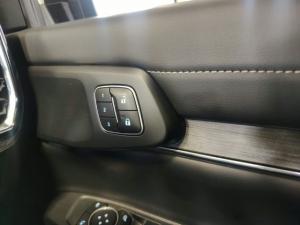 Ford Everest 3.0TD V6 4WD Platinum - Image 23