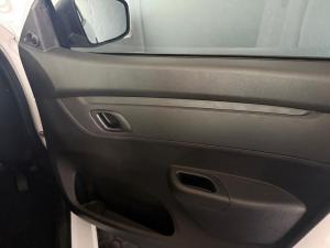Renault Kwid 1.0 Evolution - Image 30