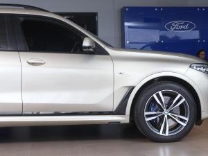 BMW X7 xDrive30d M Sport - Image 9