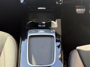 Mercedes-Benz A-Class A200 hatch Progressive - Image 18