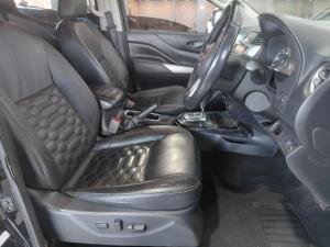 Nissan Navara 2.5DDTi double cab LE Plus 4x4 - Image 12