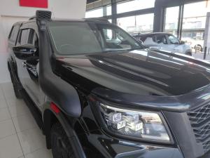 Nissan Navara 2.5DDTi double cab LE Plus 4x4 - Image 4