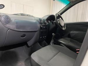 Nissan NP200 1.6i - Image 11