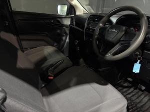 Isuzu D-Max 1.9TD single cab - Image 12