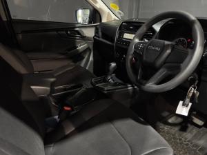 Isuzu D-Max 1.9TD double cab L auto - Image 19