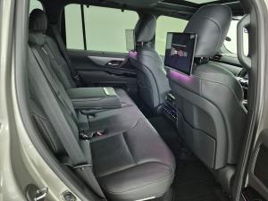 Lexus LX 700h F Sport - Image 11