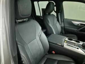 Lexus LX 700h F Sport - Image 7