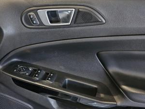 Ford EcoSport 1.0T Titanium - Image 17