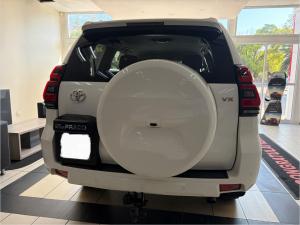 Toyota Land Cruiser Prado 2.8GD VX - Image 5