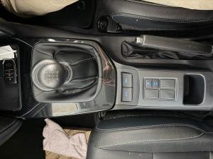 Toyota Fortuner 2.4GD-6 manual - Image 12