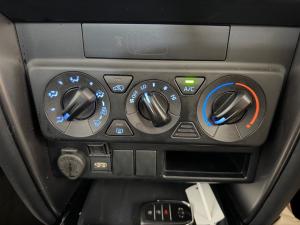 Toyota Fortuner 2.4GD-6 manual - Image 14
