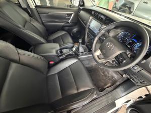 Toyota Fortuner 2.4GD-6 manual - Image 15