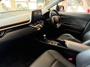Toyota C-HR 1.2T Luxury - Image 7
