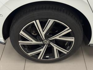 Volkswagen Polo hatch 1.0TSI R-Line - Image 20
