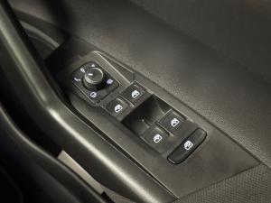 Volkswagen Polo hatch 1.0TSI R-Line - Image 21