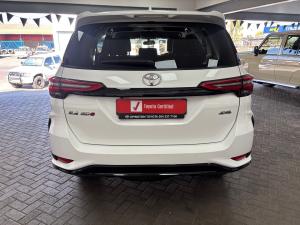 Toyota Fortuner 2.4GD-6 4x4 - Image 5