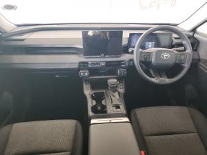 Toyota RAV4 2.5 HEV GX E-Four - Image 6