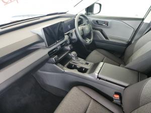 Toyota RAV4 2.5 HEV GX E-Four - Image 7