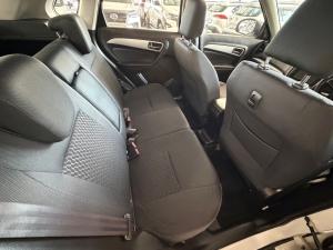 Toyota Urban Cruiser 1.5 XR - Image 15
