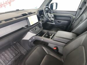 Land Rover Defender 110 D300 X-Dynamic SE - Image 7