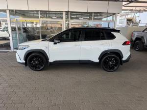 Toyota Corolla Cross 1.8 HEV GR-Sport - Image 21