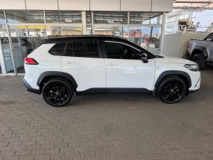 Toyota Corolla Cross 1.8 HEV GR-Sport - Image 3