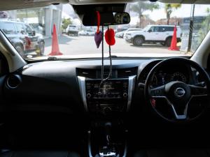 Nissan Navara 2.5DDTi double cab LE Plus 4x4 - Image 6