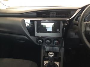 Toyota Corolla Quest 1.8 Plus manual - Image 14