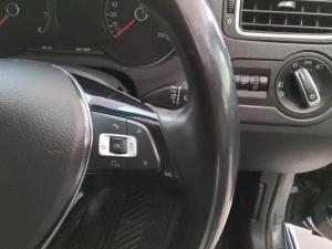 Volkswagen Polo sedan 1.6 Comfortline - Image 10