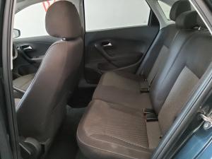 Volkswagen Polo sedan 1.6 Comfortline - Image 16