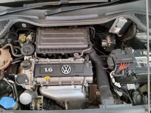 Volkswagen Polo sedan 1.6 Comfortline - Image 19