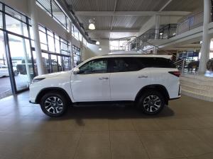 Toyota Fortuner 2.4GD-6 4x4 - Image 21